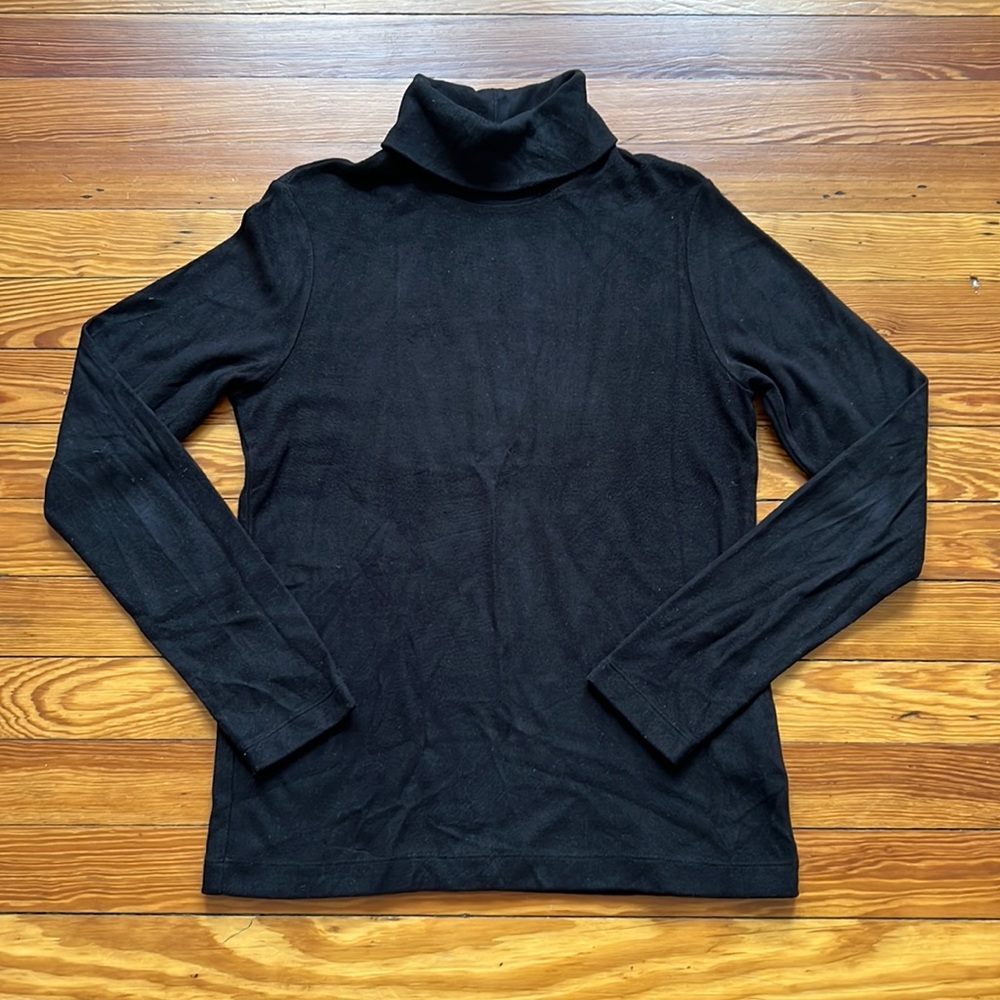 Black Uniqlo Heattech Turtle neck